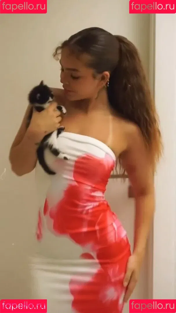 Dezoitou / Mel Maia / mel.maia / melissamelmaia Onlyfans Photo Gallery 