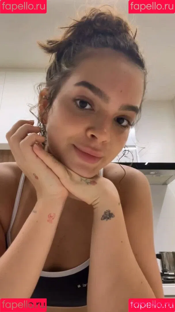 Dezoitou / Mel Maia / mel.maia / melissamelmaia Onlyfans Photo Gallery 