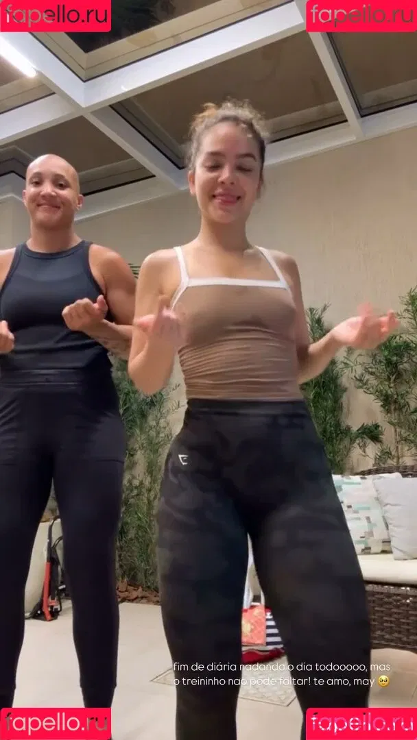 Dezoitou / Mel Maia / mel.maia / melissamelmaia Onlyfans Photo Gallery 