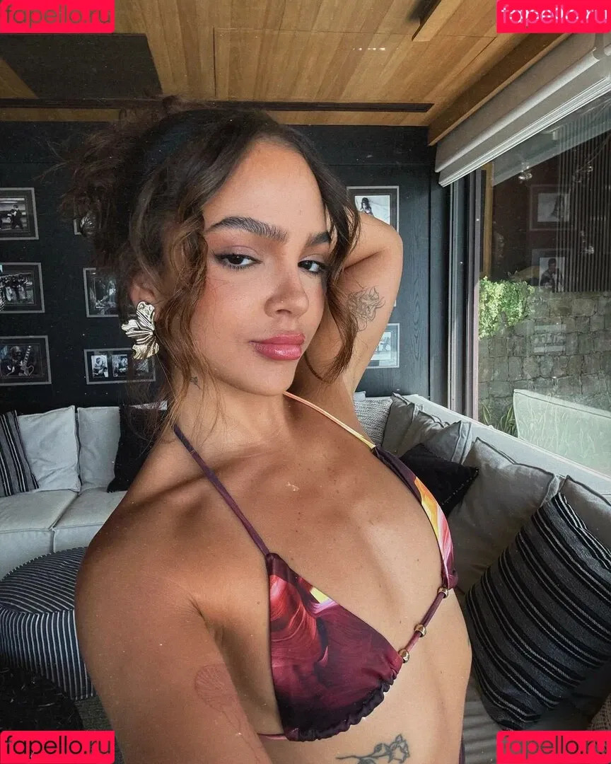 Dezoitou / Mel Maia / mel.maia / melissamelmaia Onlyfans Photo Gallery 