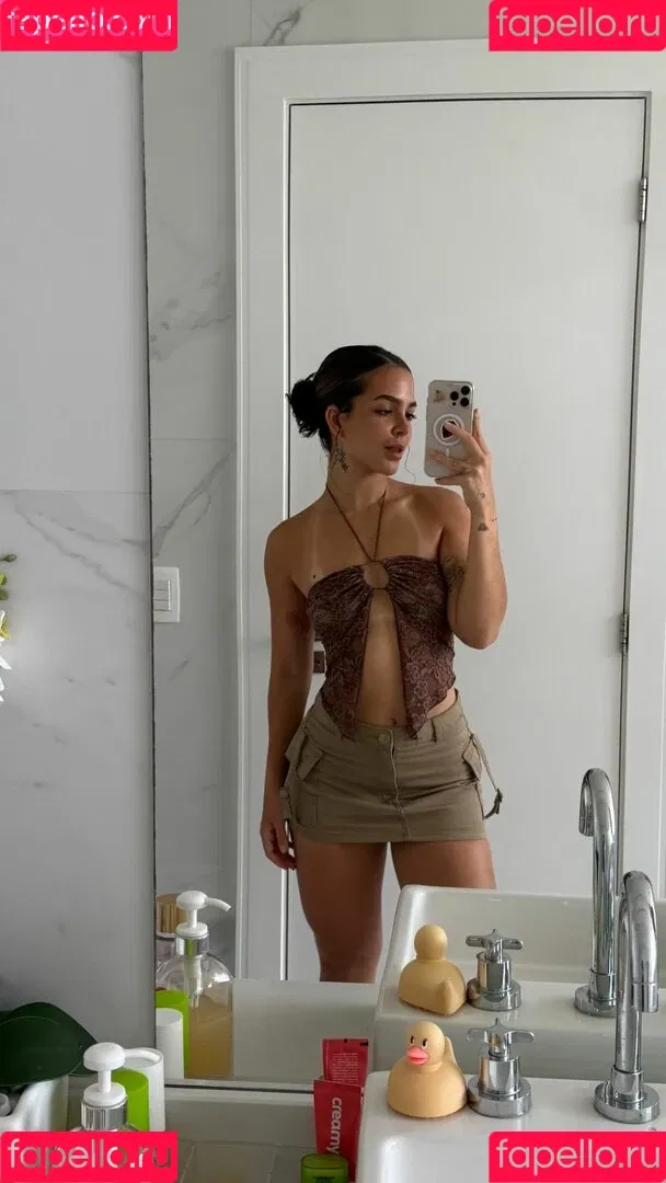 Dezoitou / Mel Maia / mel.maia / melissamelmaia Onlyfans Photo Gallery 