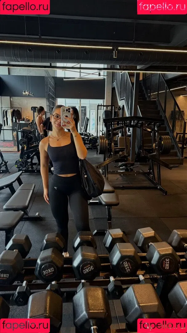 Dezoitou / Mel Maia / mel.maia / melissamelmaia Onlyfans Photo Gallery 