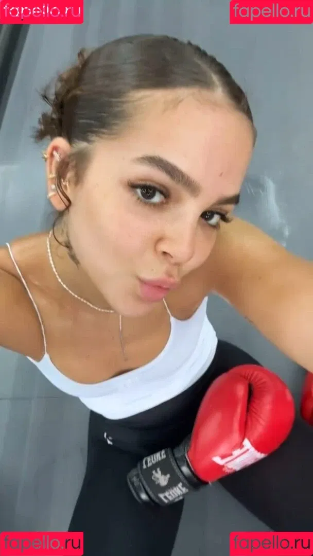 Dezoitou / Mel Maia / mel.maia / melissamelmaia Onlyfans Photo Gallery 