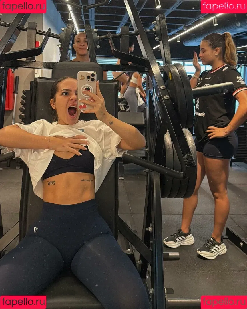 Dezoitou / Mel Maia / mel.maia / melissamelmaia Onlyfans Photo Gallery 