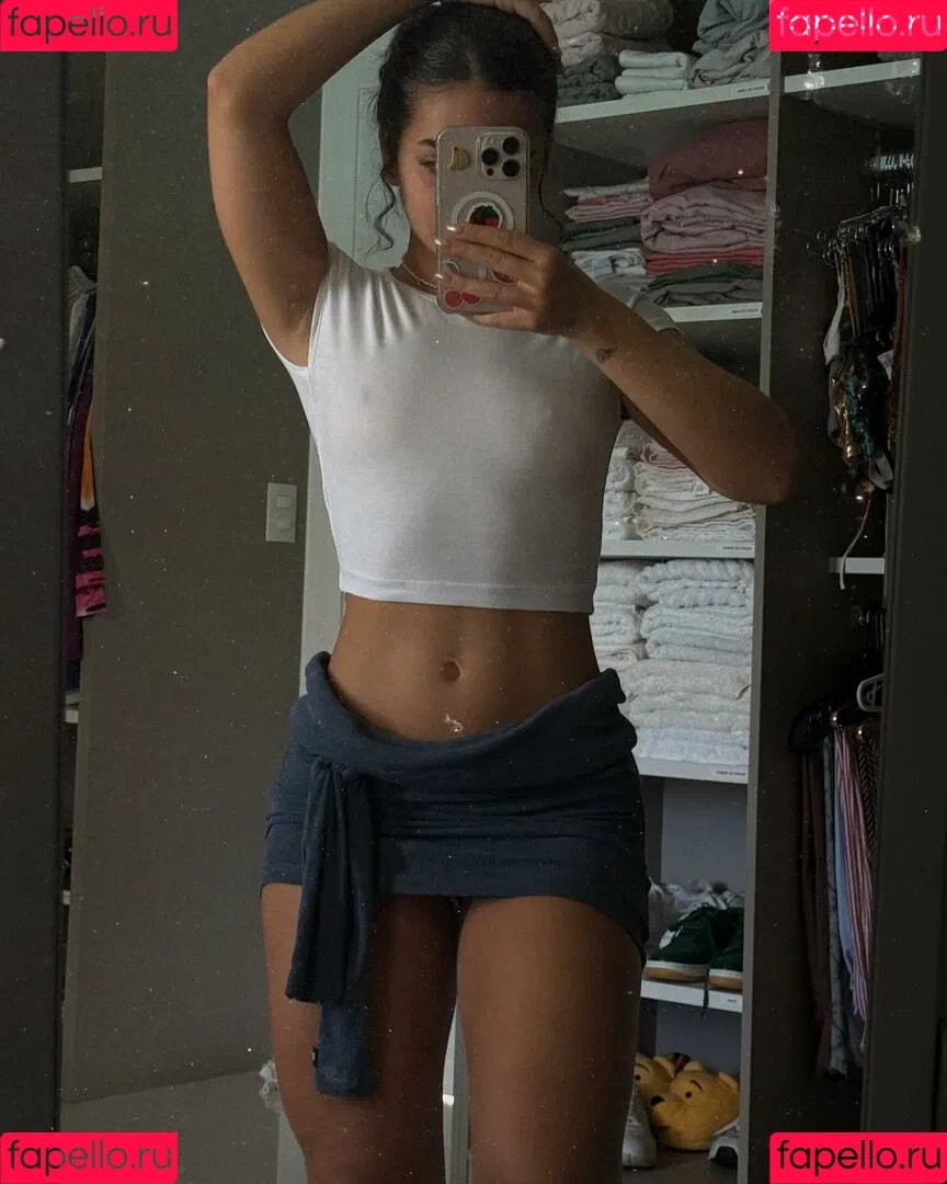 Dezoitou / Mel Maia / mel.maia / melissamelmaia Onlyfans Photo Gallery 
