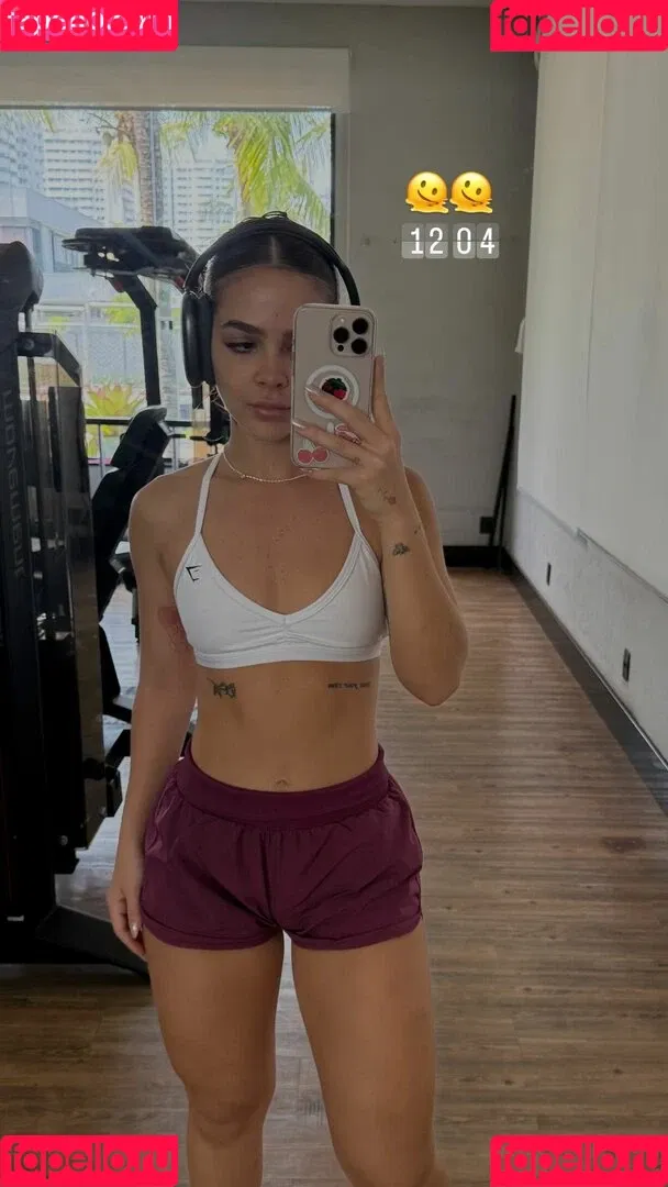 Dezoitou / Mel Maia / mel.maia / melissamelmaia Onlyfans Photo Gallery 
