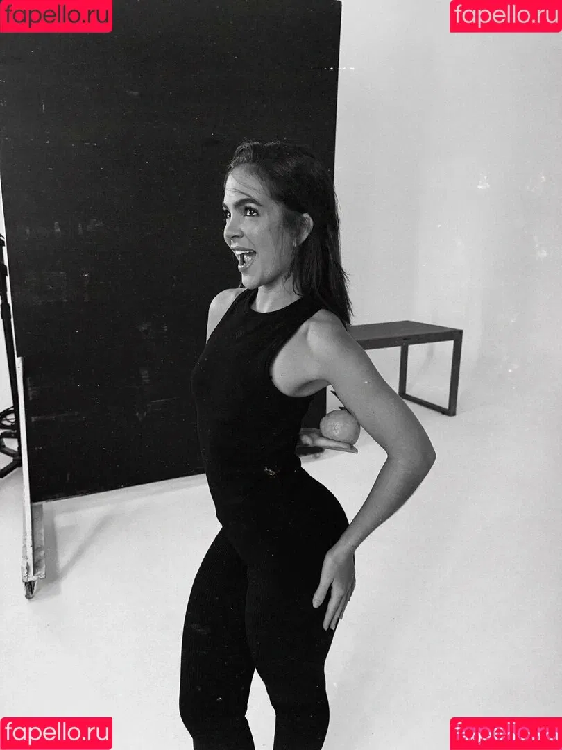 Dezoitou / Mel Maia / mel.maia / melissamelmaia Onlyfans Photo Gallery 