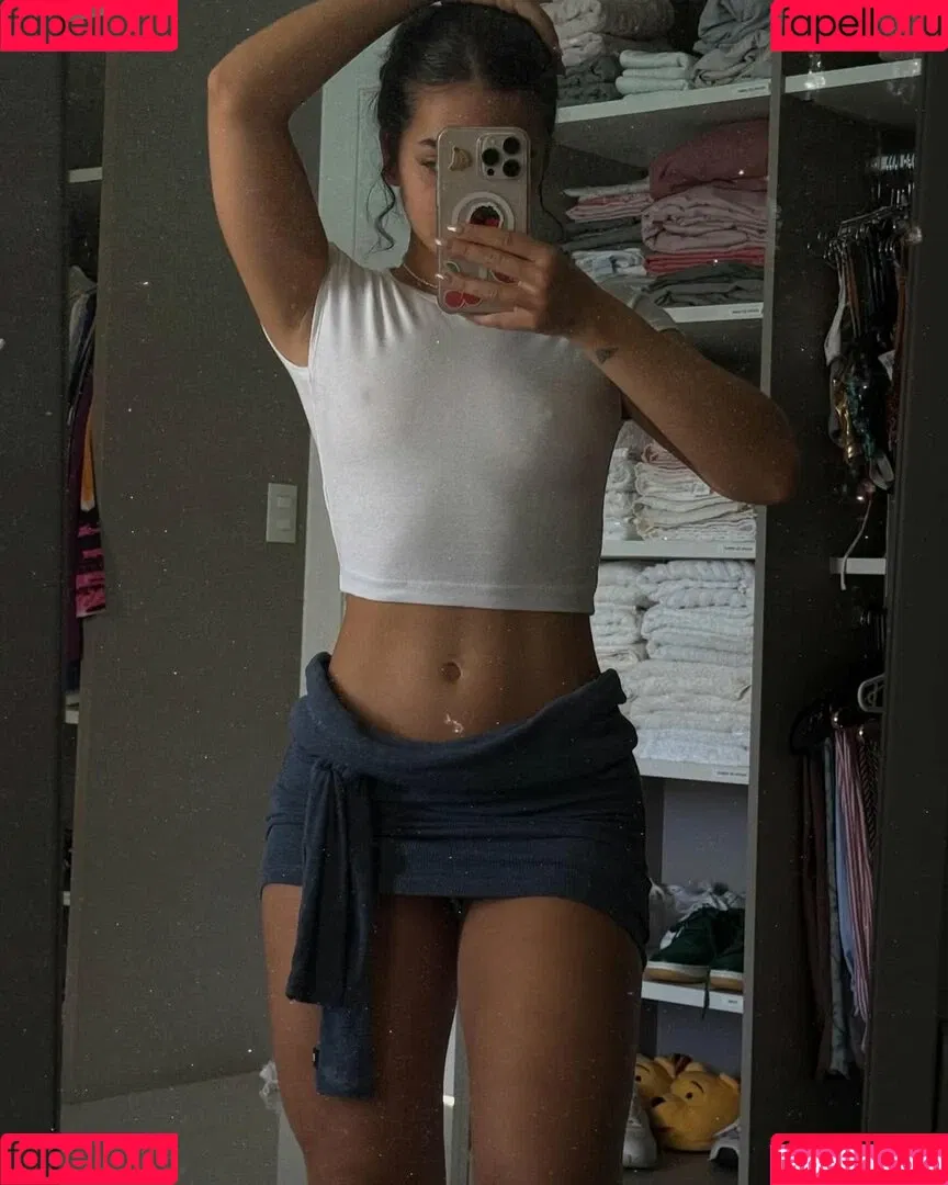 Dezoitou / Mel Maia / mel.maia / melissamelmaia Onlyfans Photo Gallery 