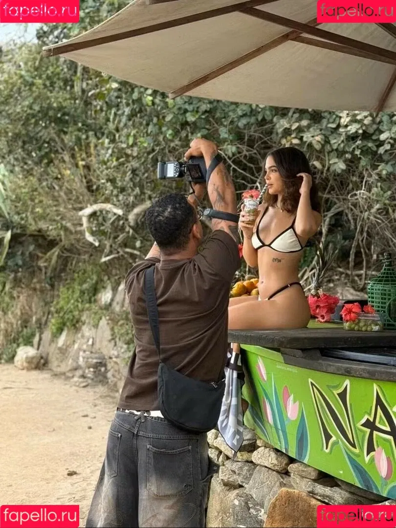 Dezoitou / Mel Maia / mel.maia / melissamelmaia Onlyfans Photo Gallery 