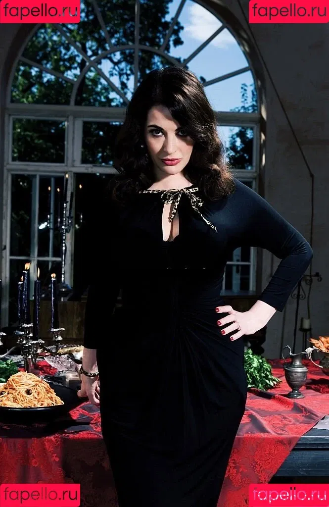 Nigella Lawson / nigellalawson Onlyfans Photo Gallery 