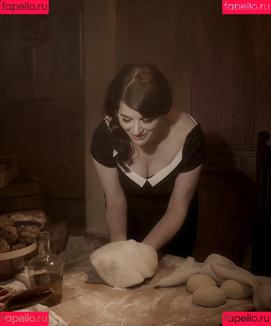 Nigella Lawson / nigellalawson Onlyfans Photo Gallery 