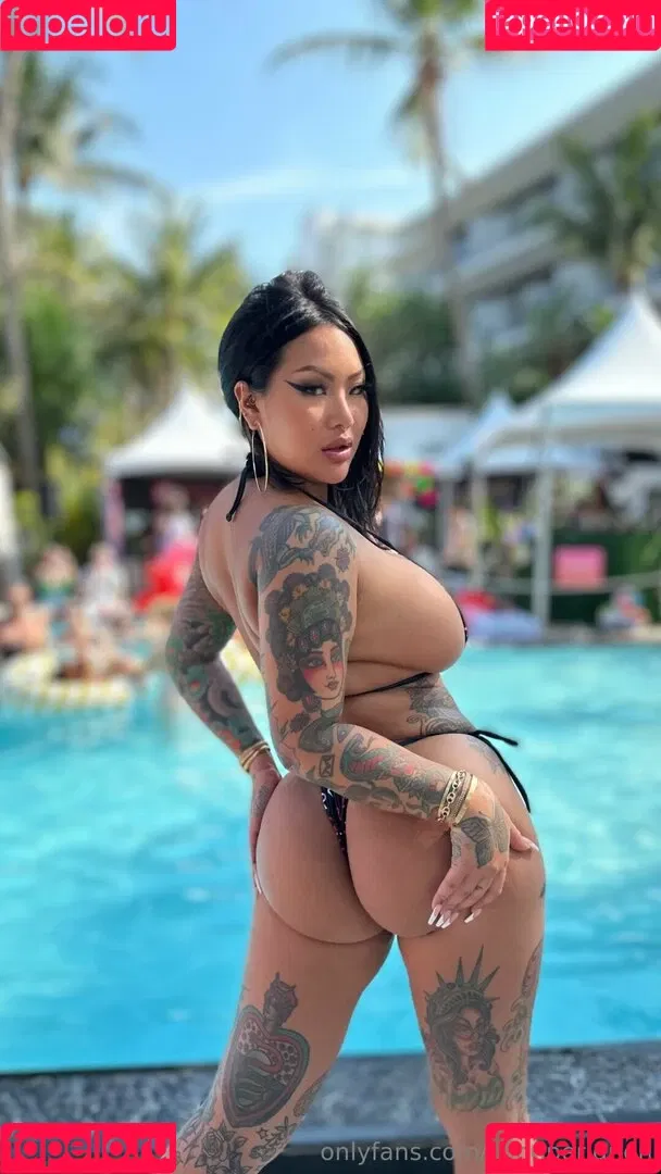 Connperignon / notconnieperignon Onlyfans Photo Gallery 