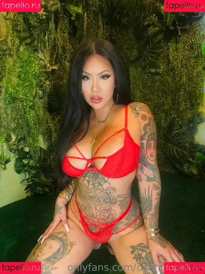 Connperignon / notconnieperignon Onlyfans Photo Gallery 