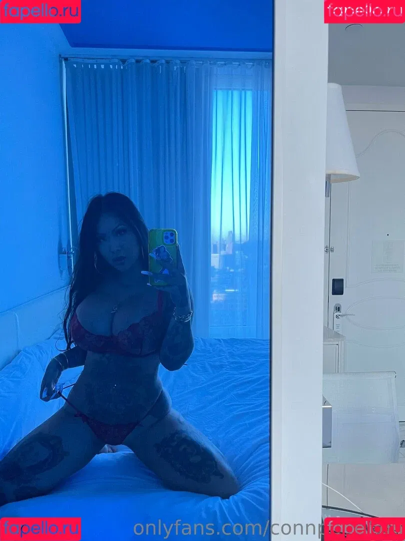 Connperignon / notconnieperignon Onlyfans Photo Gallery 