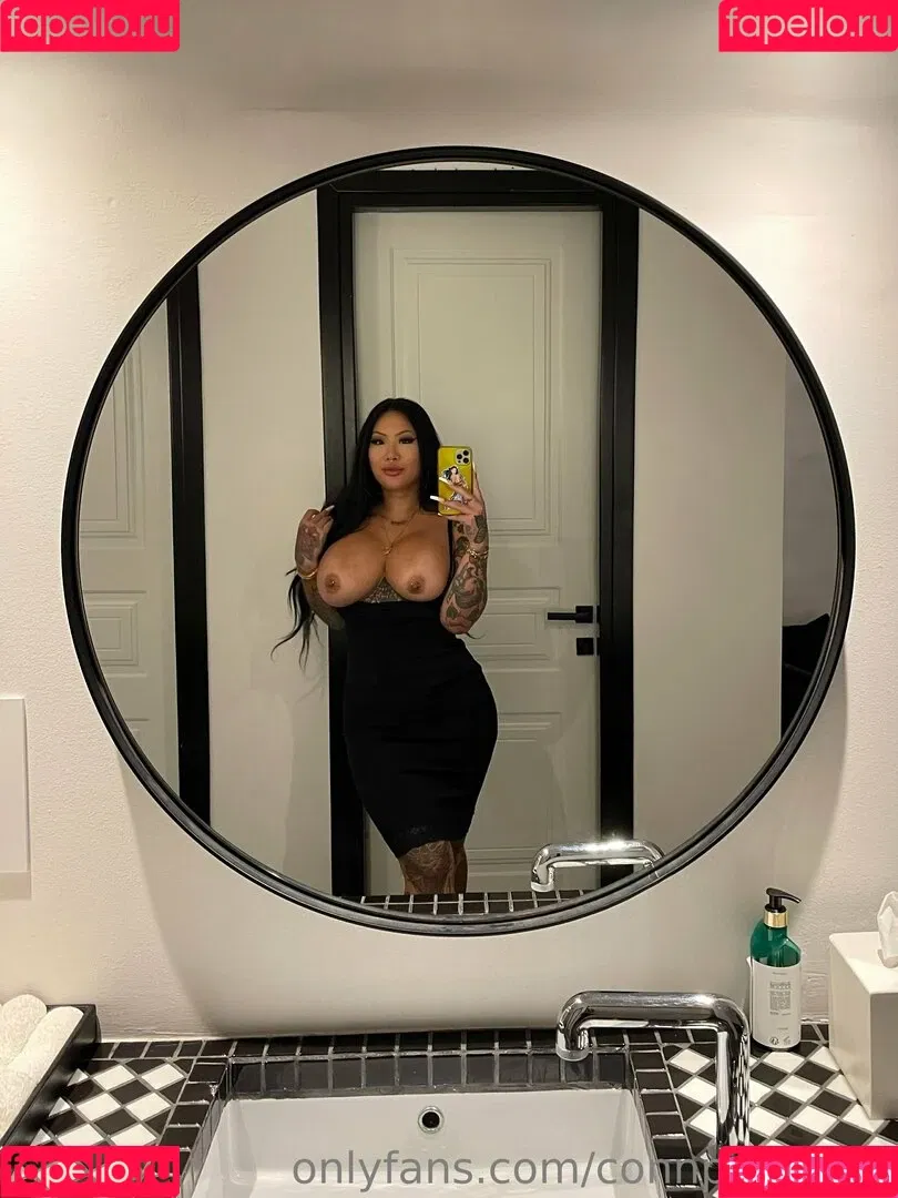 Connperignon / notconnieperignon Onlyfans Photo Gallery 