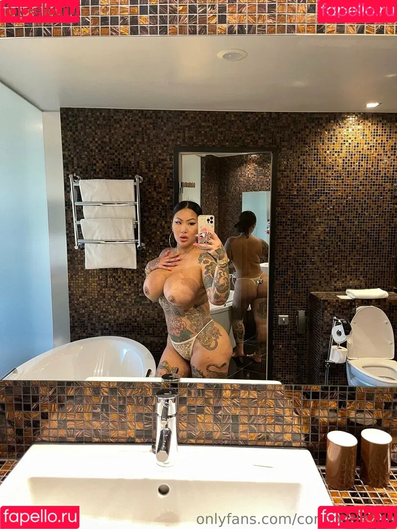 Connperignon / notconnieperignon Onlyfans Photo Gallery 