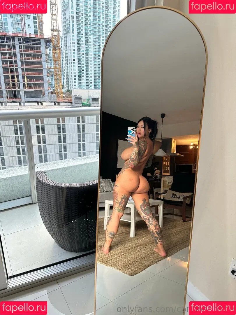 Connperignon / notconnieperignon Onlyfans Photo Gallery 