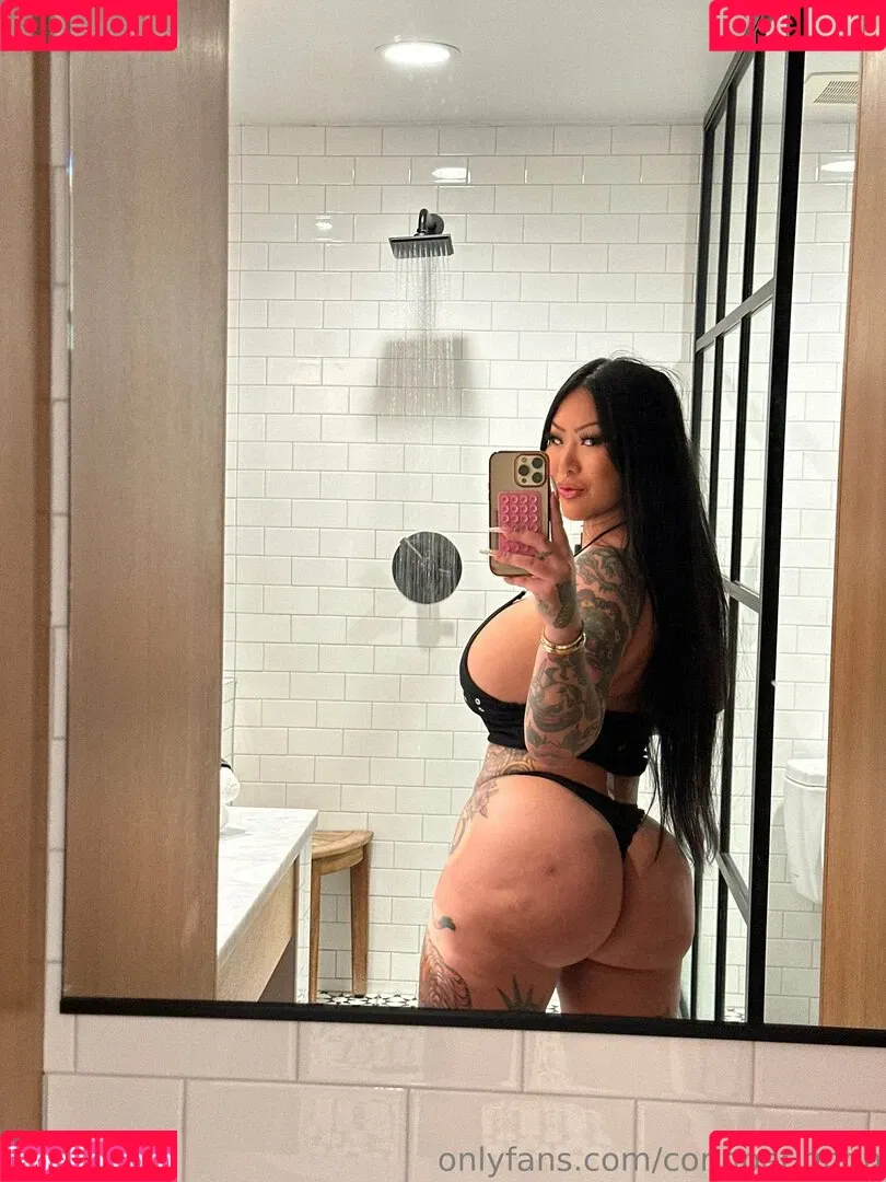 Connperignon / notconnieperignon Onlyfans Photo Gallery 