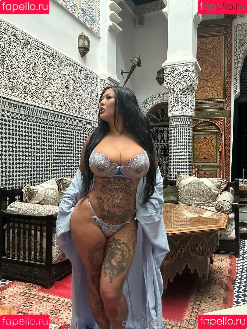 Connperignon / notconnieperignon Onlyfans Photo Gallery 