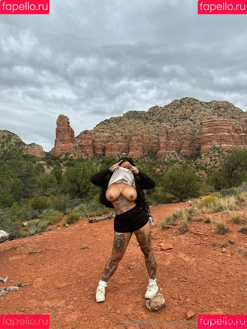 Connperignon / notconnieperignon Onlyfans Photo Gallery 