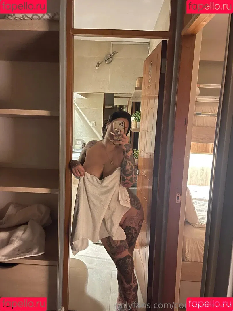 Connperignon / notconnieperignon Onlyfans Photo Gallery 
