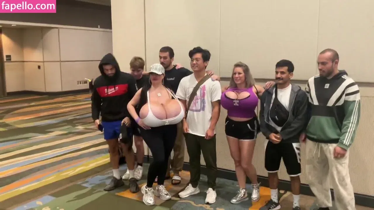 Foxy Menagerie Verre / foxymenagerieverre / https: Onlyfans Photo Gallery 