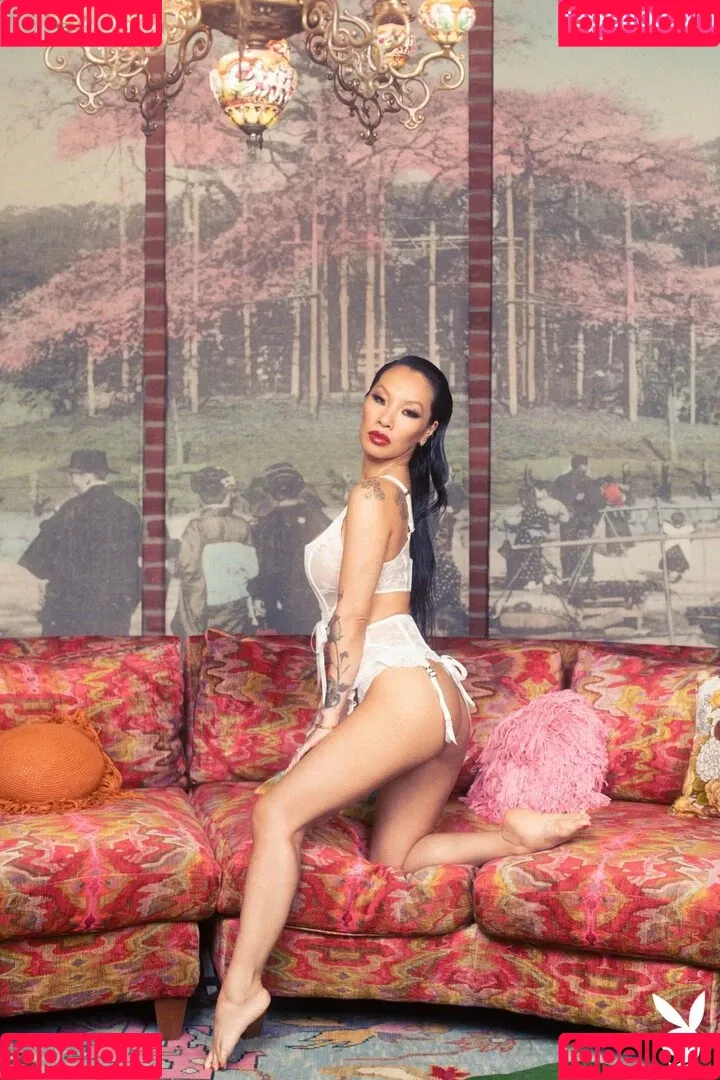 Asa Akira / asaakira / asahole Onlyfans Photo Gallery 
