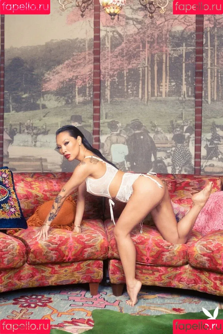Asa Akira / asaakira / asahole Onlyfans Photo Gallery 
