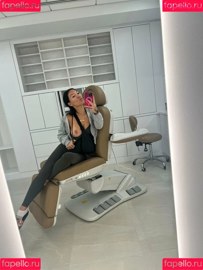 Asa Akira / asaakira / asahole Onlyfans Photo Gallery 
