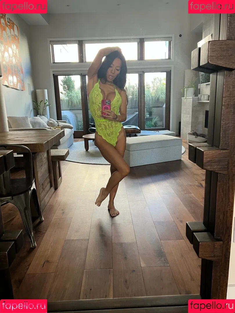 Asa Akira / asaakira / asahole Onlyfans Photo Gallery 