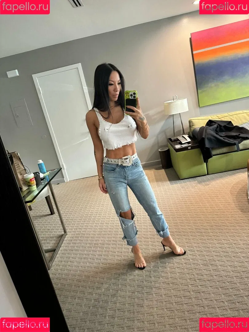 Asa Akira / asaakira / asahole Onlyfans Photo Gallery 