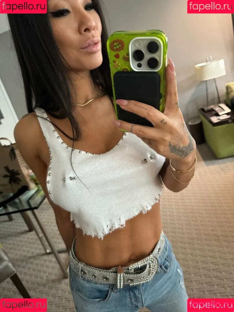 Asa Akira / asaakira / asahole Onlyfans Photo Gallery 
