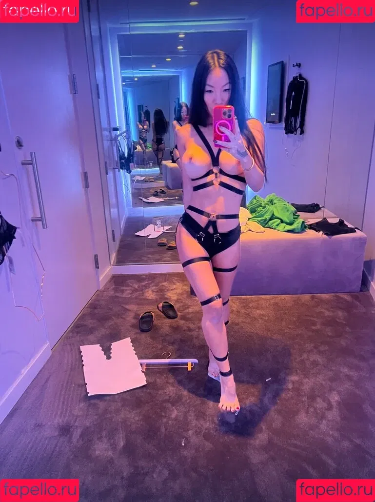 Asa Akira / asaakira / asahole Onlyfans Photo Gallery 