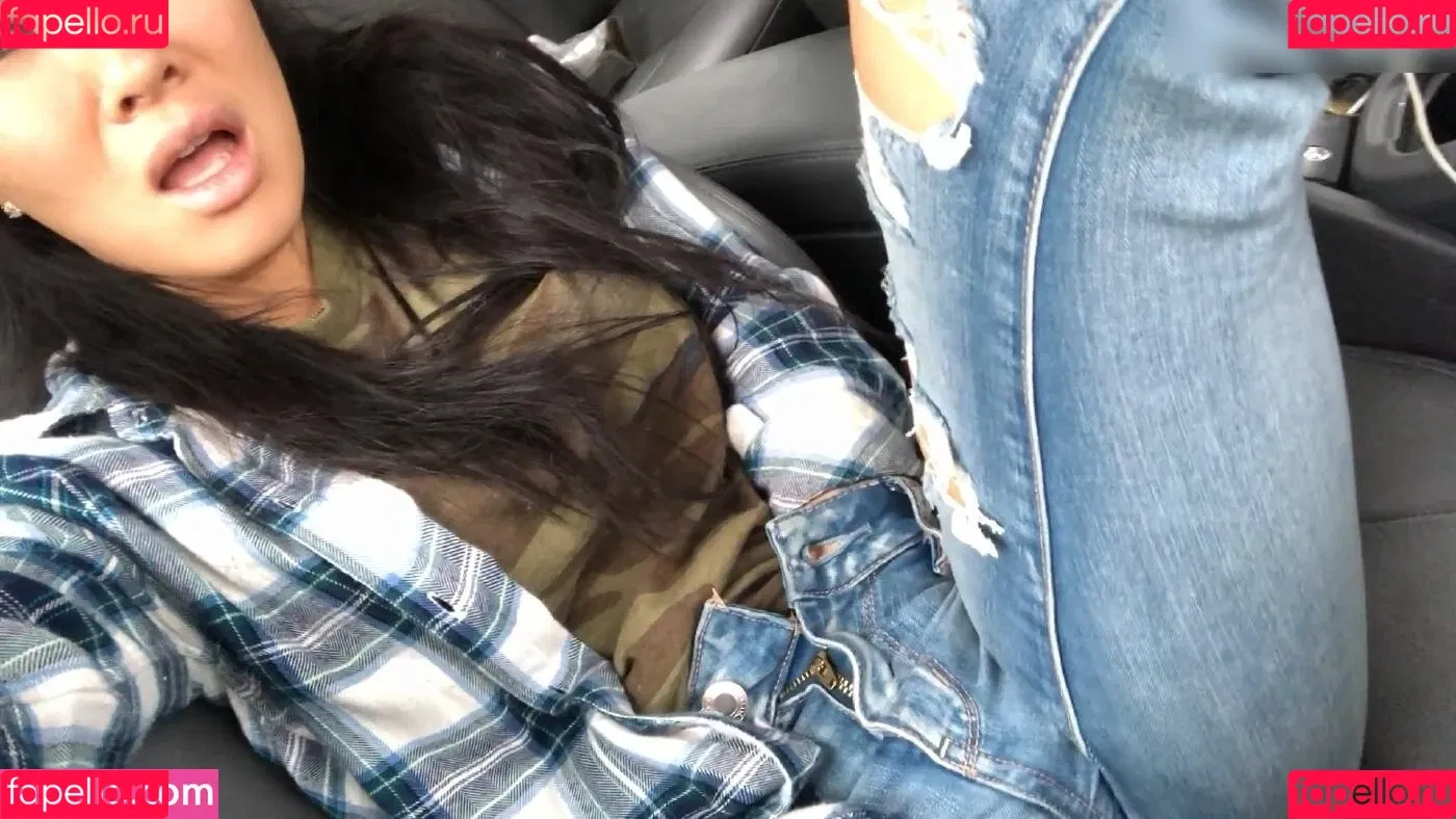 Asa Akira / asaakira / asahole Onlyfans Photo Gallery 