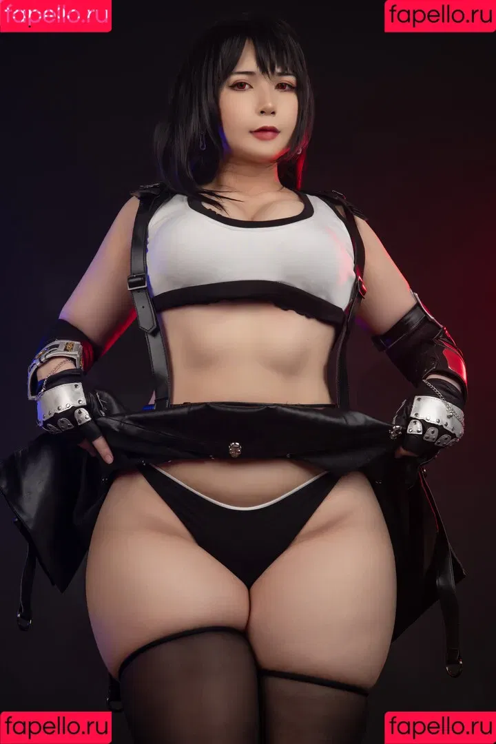 Uy Uy / uyuy2907 / uyuychan2907 Onlyfans Photo Gallery 
