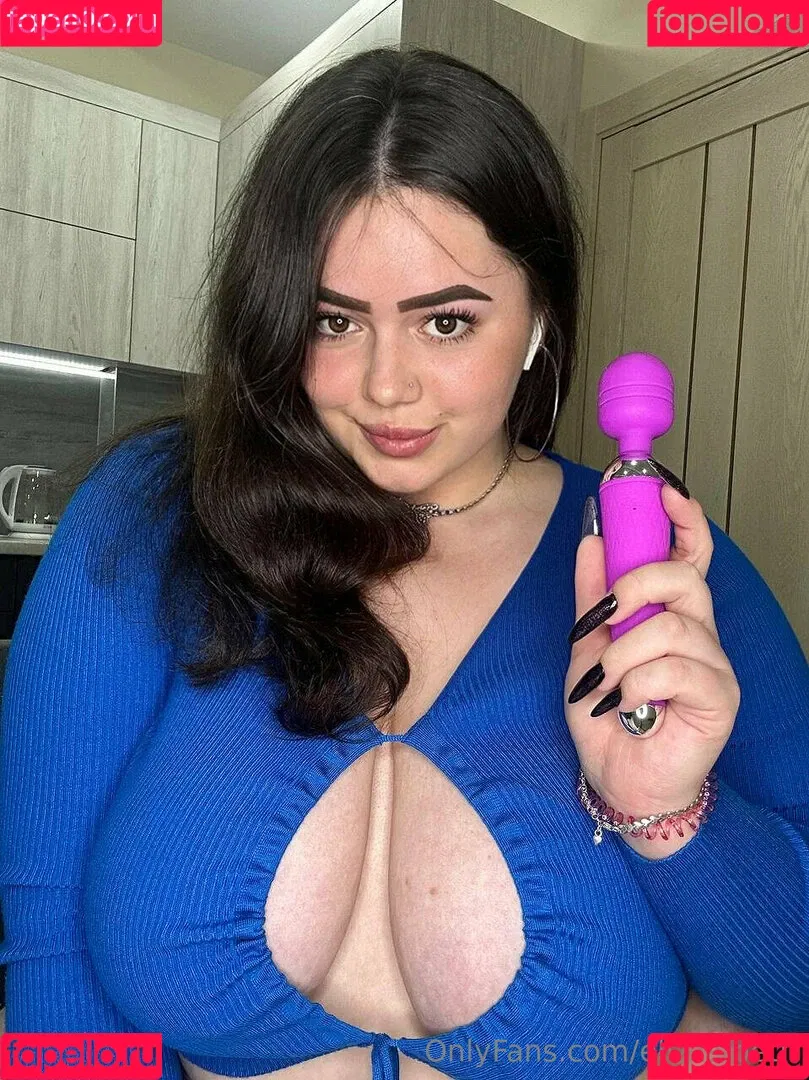 elizza.beth / taylarelizzabeth Onlyfans Photo Gallery 