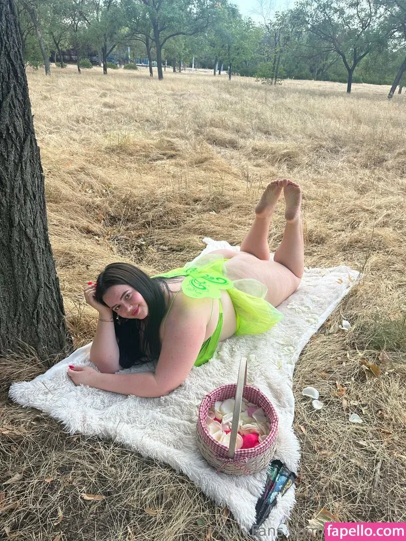 elizza.beth / taylarelizzabeth Onlyfans Photo Gallery 