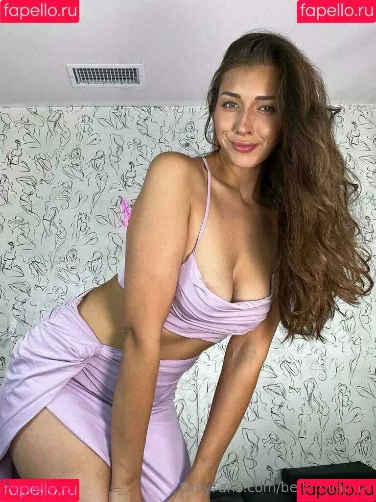 Bellarollandx / bellarollandxx Onlyfans Photo Gallery 