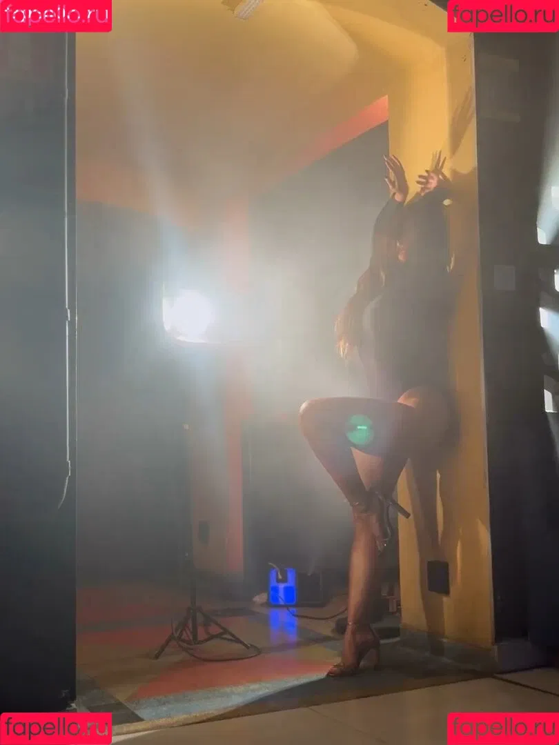 Carol Nakamura / carol_nakamura Onlyfans Photo Gallery 