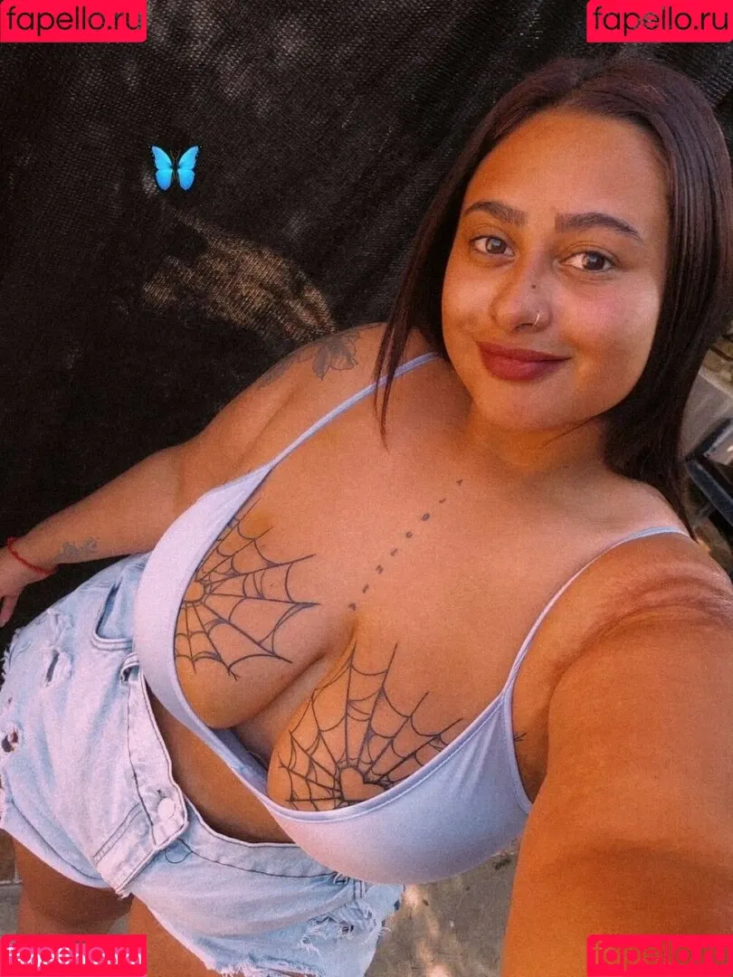 Antonela / anntonu / antonela_rolon Onlyfans Photo Gallery 