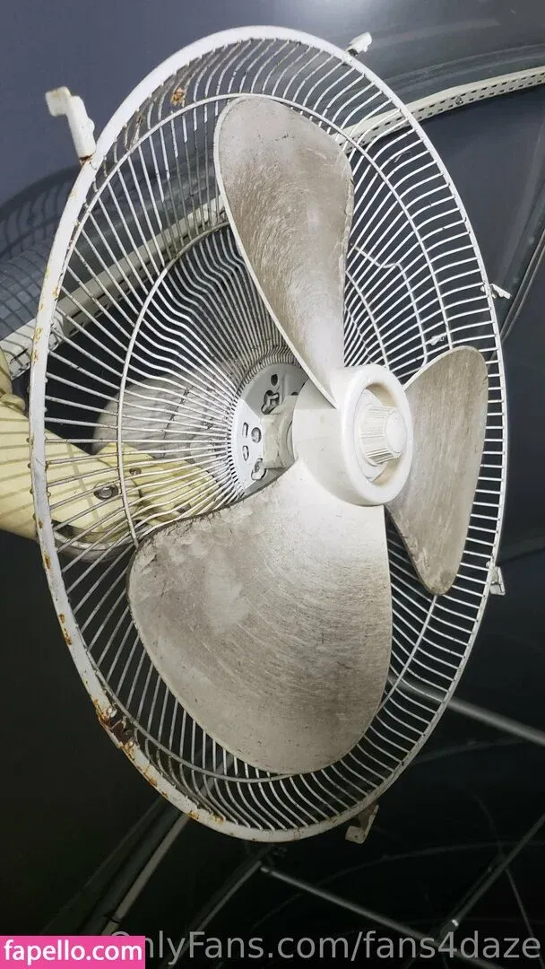 fans4daze / flowz4daze Onlyfans Photo Gallery 