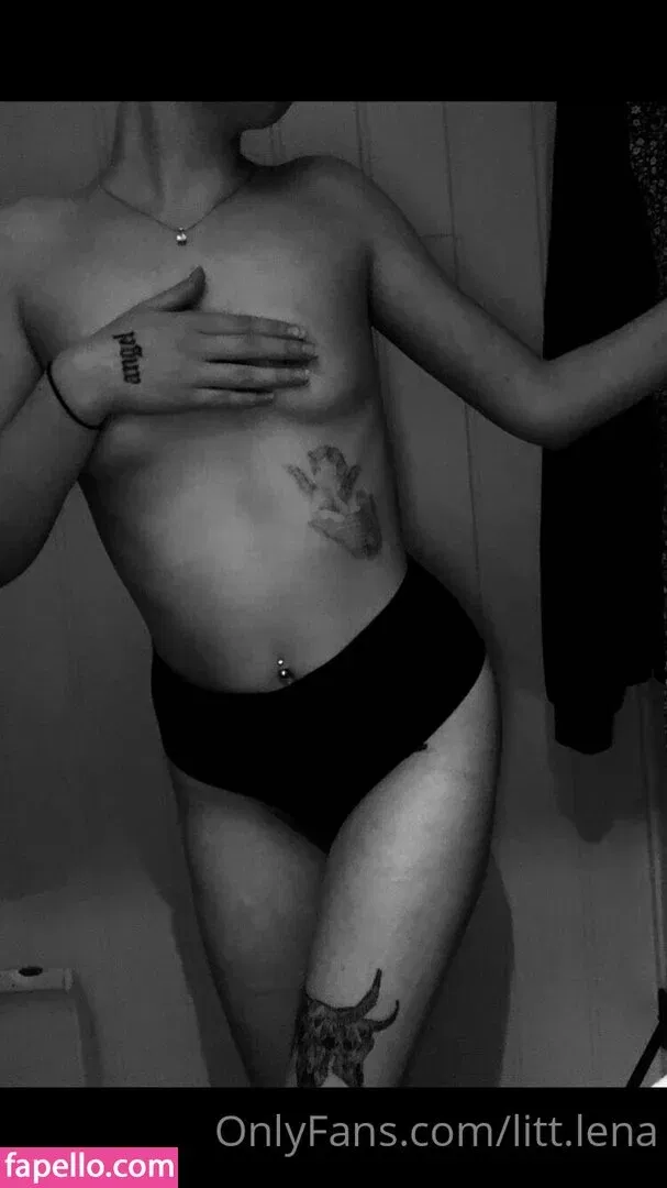 So__lena / so.lenaa Onlyfans Photo Gallery 