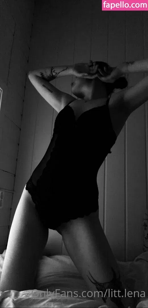 So__lena / so.lenaa Onlyfans Photo Gallery 