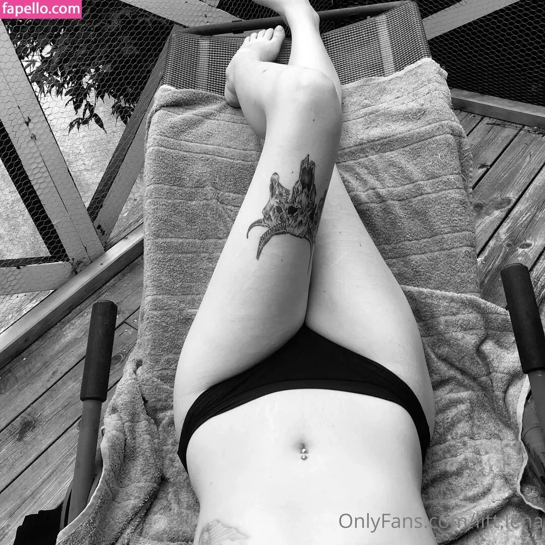 So__lena / so.lenaa Onlyfans Photo Gallery 