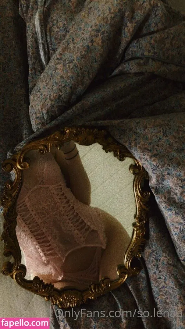 So__lena / so.lenaa Onlyfans Photo Gallery 