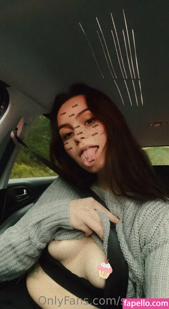 So__lena / so.lenaa Onlyfans Photo Gallery 