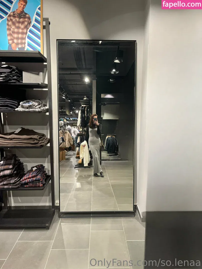 So__lena / so.lenaa Onlyfans Photo Gallery 