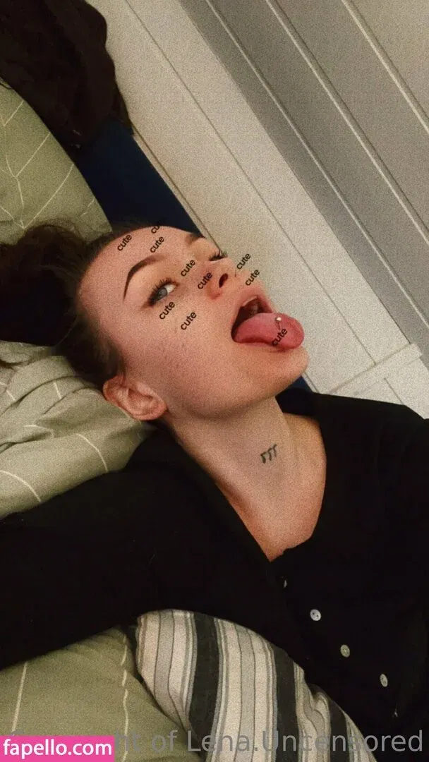 So__lena / so.lenaa Onlyfans Photo Gallery 