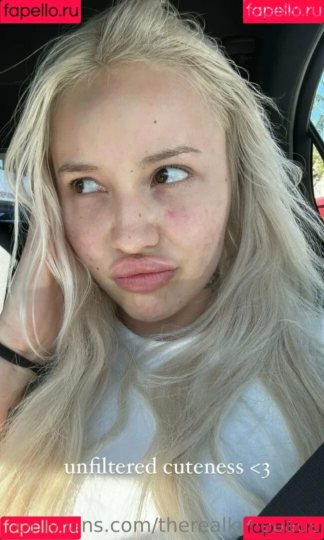 kyliepageofficial / therealkyliepage Onlyfans Photo Gallery 