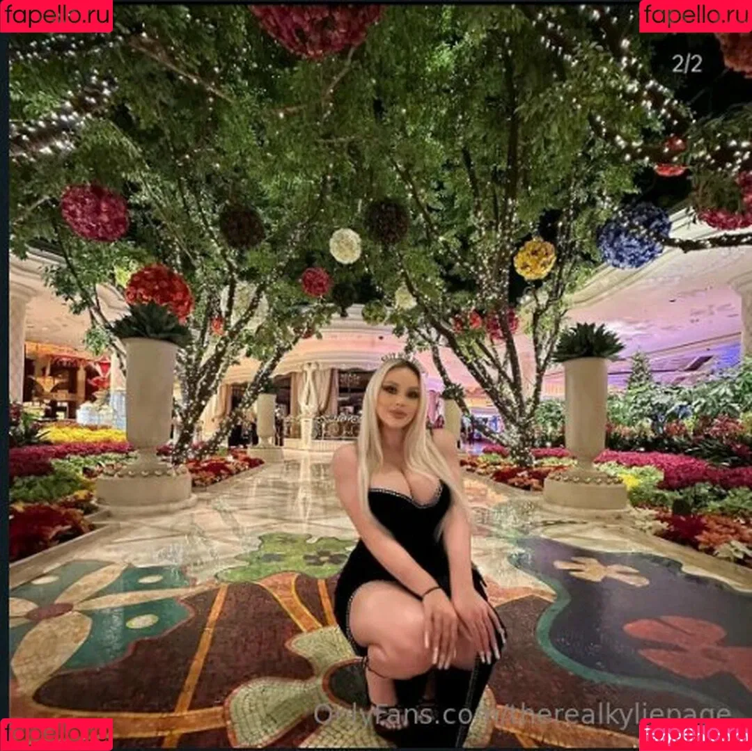 kyliepageofficial / therealkyliepage Onlyfans Photo Gallery 